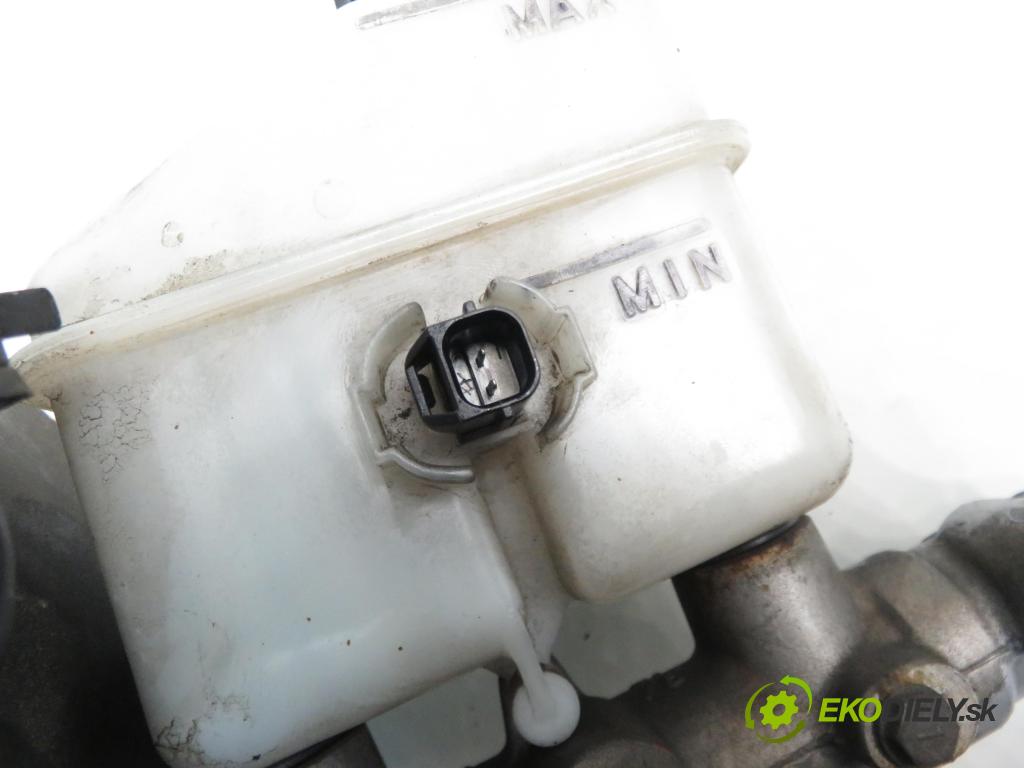 KIA CEE'D liftback (ED) HB 2008 1396,00 Serwa hamulca 1396,00 Posilovač 585001H200 ; 591101H000 (Servočerpadlá, pumpy riadenia)