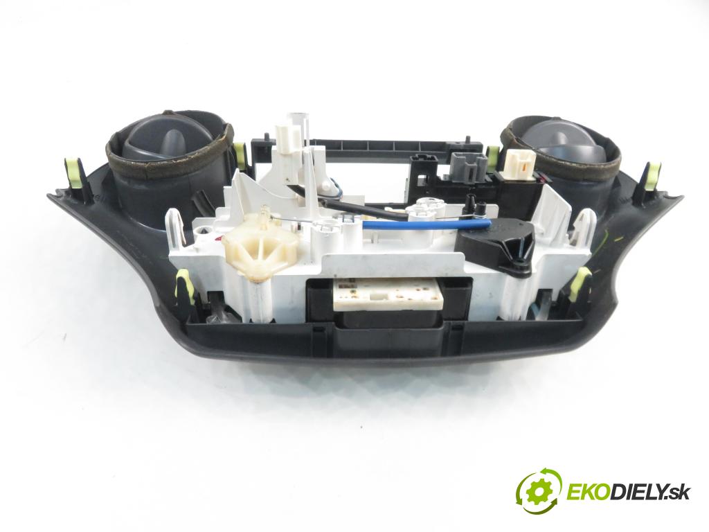 TOYOTA YARIS (_P1_) HB 1999 50,00 1.0 VVT- i 68 - 1SZ-FE 998,00 Panel kúrenia KLIMATIZACE: 758268701D