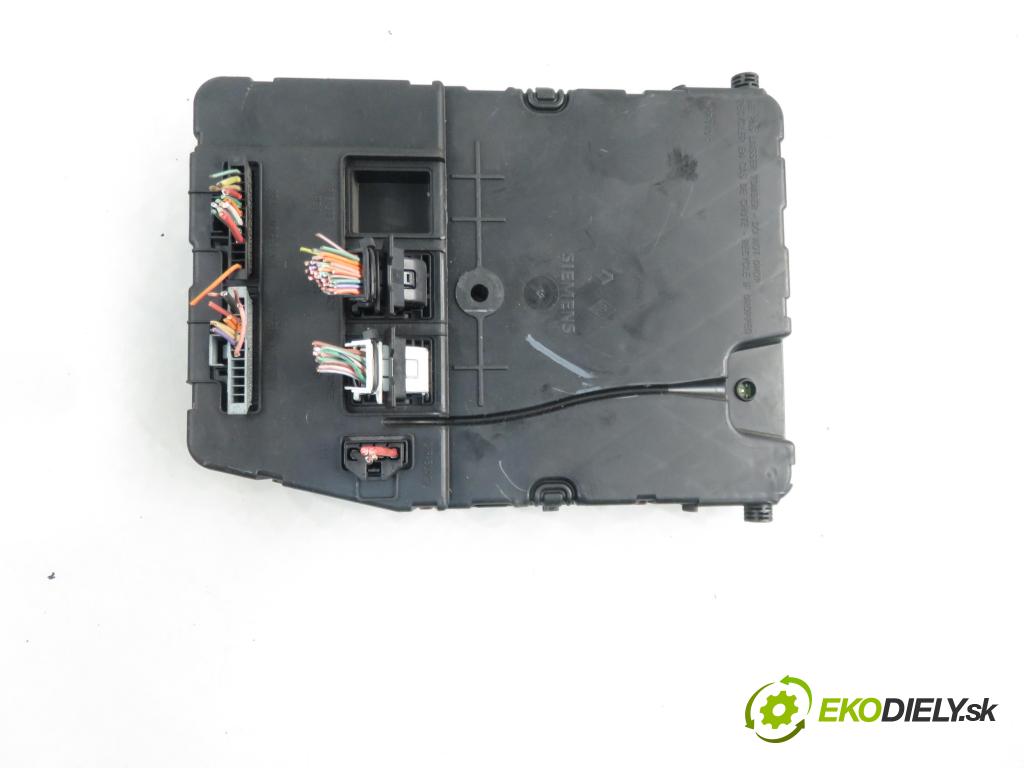 RENAULT SCENIC II (JM0/1_) MINIVAN 2007 82,00 1.6 16V (JM1R) 112 - K4M 766 1598,00 MODUL BSI 8200780007 ; U118400140J