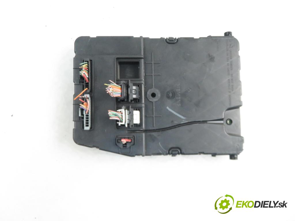 RENAULT SCENIC II (JM0/1_) MINIVAN 2007 82,00 1.6 16V (JM1R) 112 - K4M 766 1598,00 MODUL BSI 8200780007 ; U118400140J