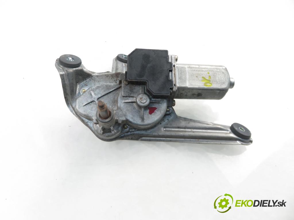 TOYOTA AVENSIS Kombi (_T25_) KOMBI 2004 85,00 2.0 D-4D 116 - 1CD-FTV 1995,00 motorek stěrače ZADNÍ: 8513005100 ; 2596000102