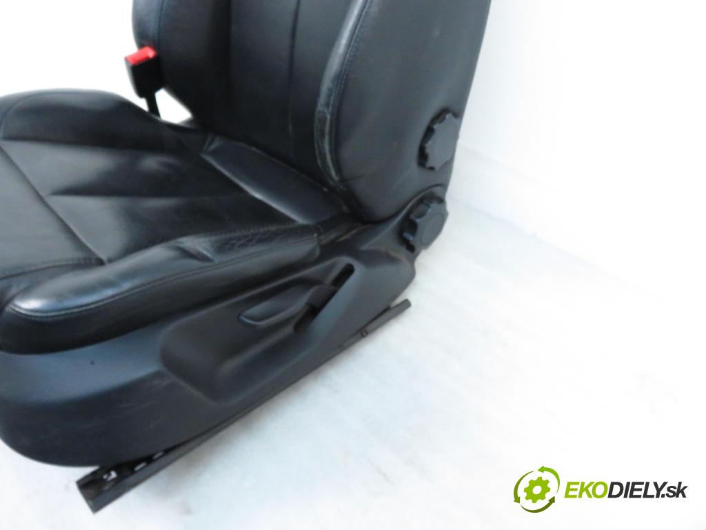 SEAT LEON (1P1) HB 2006 77,00 1.9 TDI - BXE 1896,00 Sedadlo šoféri