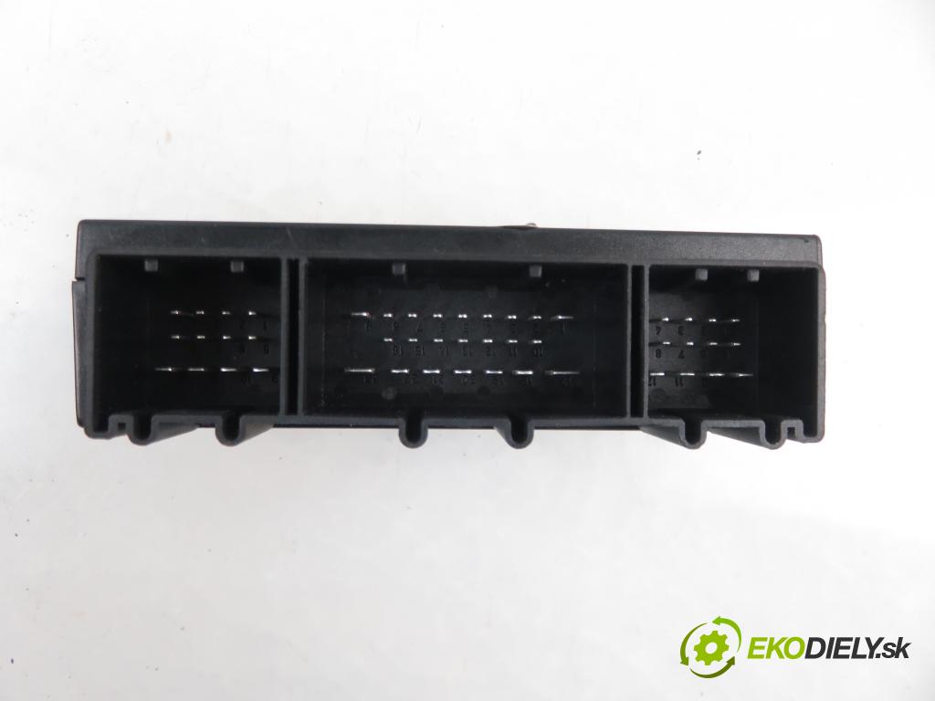 SKODA FABIA I Combi (6Y5) KOMBI 2003 47,00 1.9 SDI 64 - ASY 1896,00 MODUL komfortu 6Q0959433F ; 5DK00812901