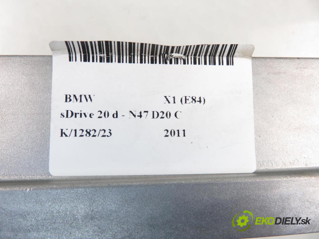 BMW X1 (E84) CROSSOVER 2011 130,00 sDrive 20 d 177 - N47 D20 C 1995,00 Zosilňovač 9233961 (Zosilňovače)