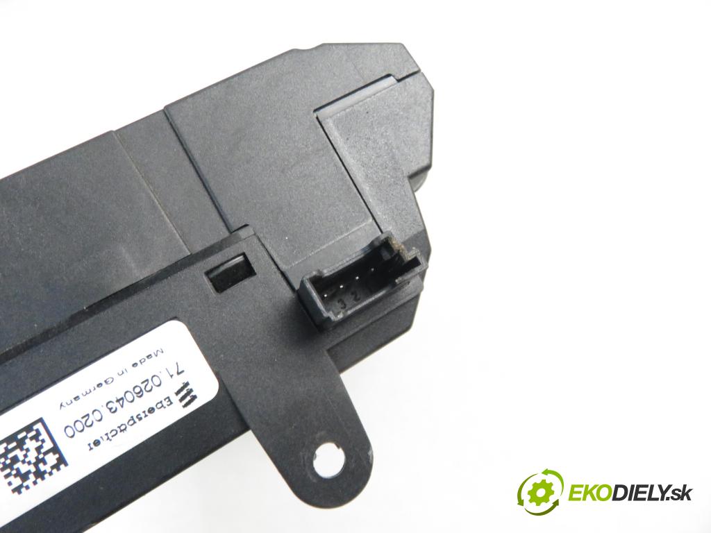 BMW X1 (E84) CROSSOVER 2011 130,00 sDrive 20 d 177 - N47 D20 C 1995,00 Výhrevné teleso, radiátor kúrenia elektrická 9194595 (Radiátory kúrenia)