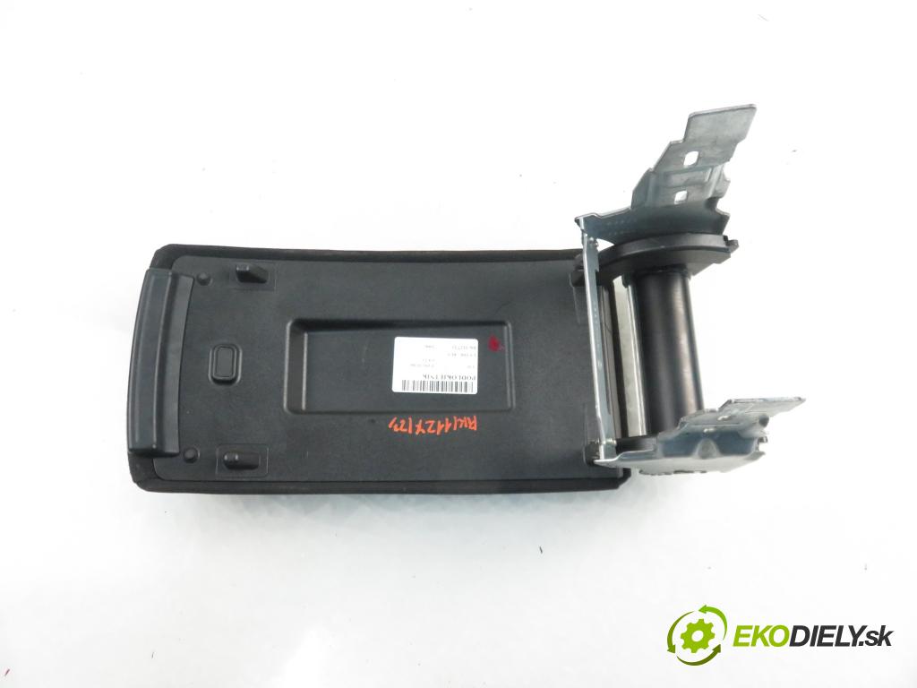 VW PASSAT B6 (3C2) KOMBI 2006 77,00 1.9 TDI - BLS 1896,00 Lakťová opierka 3C0864207B