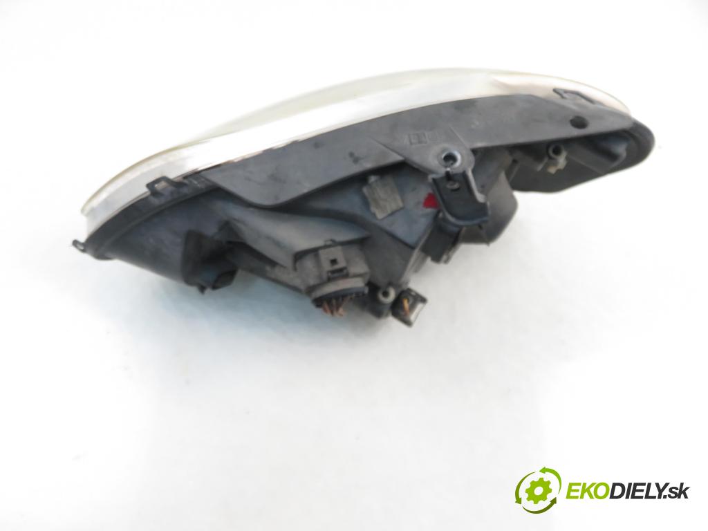 VW FOX (5Z1, 5Z3) HB 2005 40,00 1.2 - BMD 1198,00 Svetlo PP