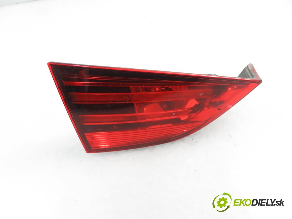 BMW X1 (E84) CROSSOVER 2011 130,00 sDrive 20 d 177 - N47 D20 C 1995,00 Svetlo pravé zadné kufor 2990113
