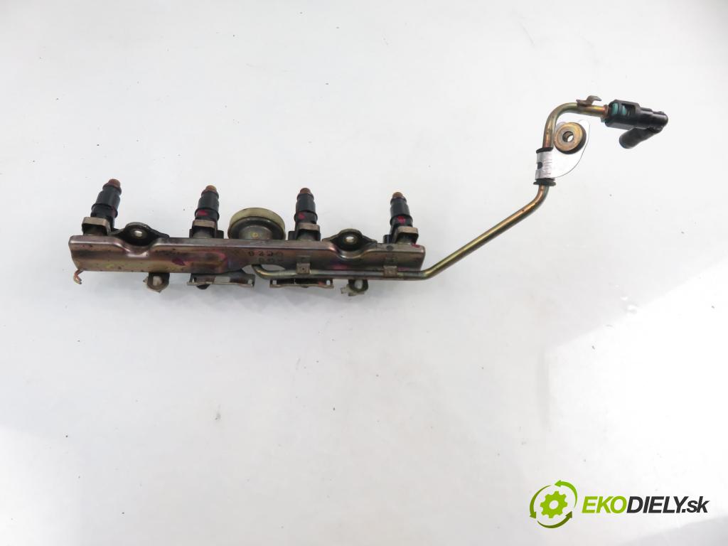 HONDA JAZZ II (GD_, GE3, GE2) HB 2002 61,00 1.3 (GD1) - L13A1 1339,00 Lišta vstrekovacia  (Vstrekovacie lišty)