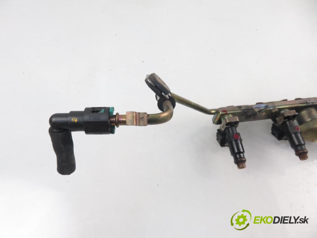 HONDA JAZZ II (GD_, GE3, GE2) HB 2002 61,00 1.3 (GD1) - L13A1 1339,00 Lišta vstrekovacia  (Vstrekovacie lišty)