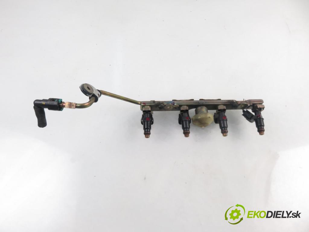 HONDA JAZZ II (GD_, GE3, GE2) HB 2002 61,00 1.3 (GD1) - L13A1 1339,00 Lišta vstrekovacia  (Vstrekovacie lišty)