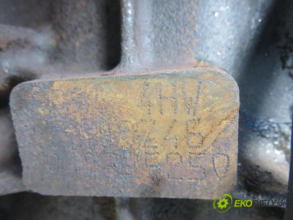 PEUGEOT 807 (EB_) MINIVAN 2006 94,00 2.2 HDi - 4HW (DW12TED4) 2179,00 Motor DIESEL 4HW