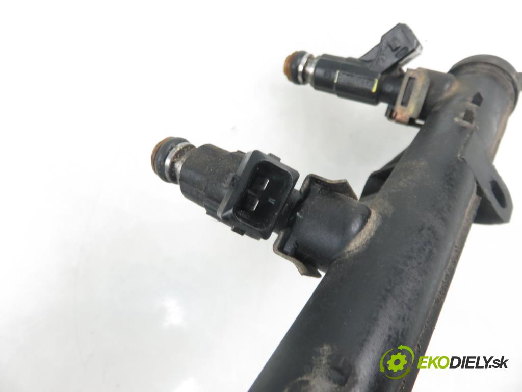 SEAT AROSA (6H) HB 1996 37,00 1 - ANV 999,00 Lišta vstrekovacia 030133319L ; 0280151058 ; 0280155731 (Vstrekovacie lišty)