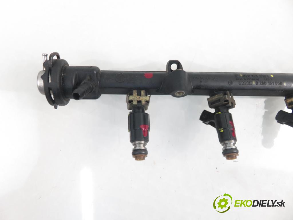 SEAT AROSA (6H) HB 1996 37,00 1 - ANV 999,00 Lišta vstrekovacia 030133319L ; 0280151058 ; 0280155731 (Vstrekovacie lišty)