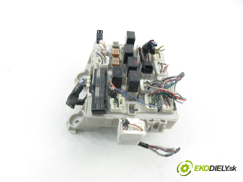 TOYOTA PREVIA (_R3_) MINIVAN 2002 85,00 2.0 D-4D 116 - 1CD-FTV 1995,00 MODUL BSI 8922128040
