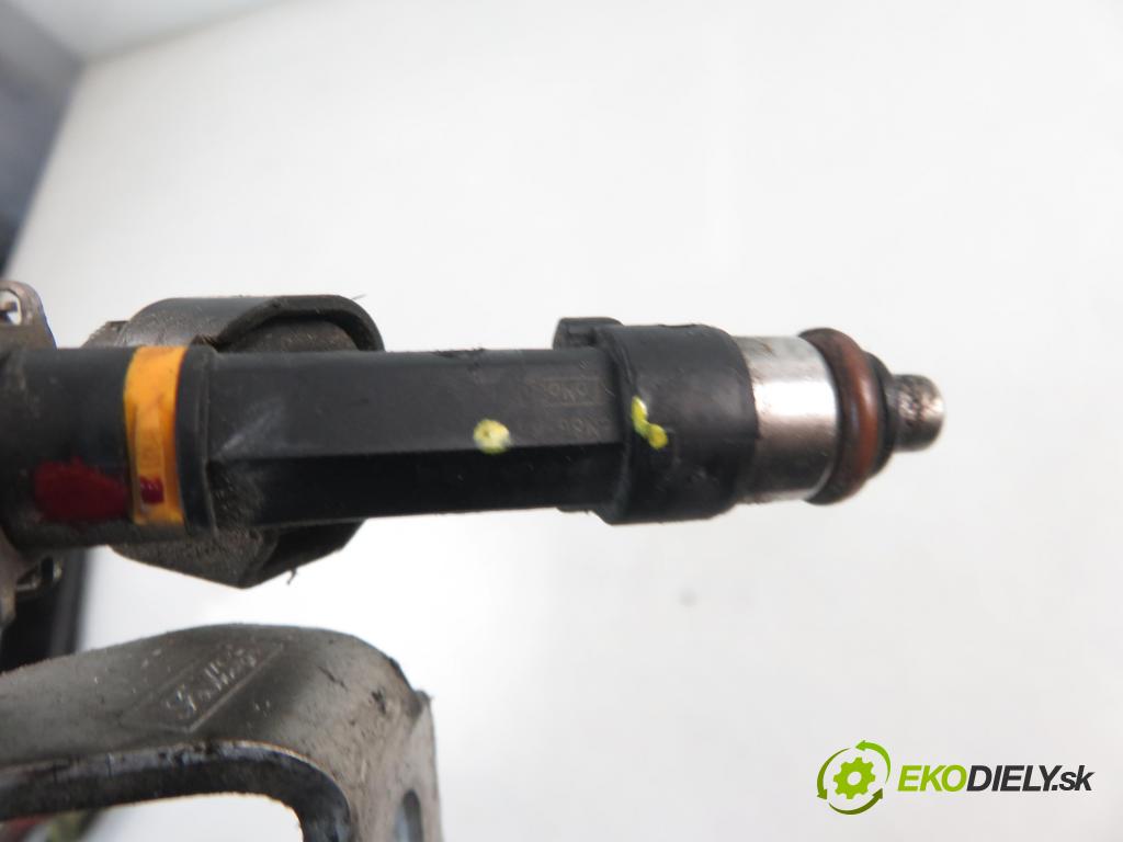 MAZDA 6 Hatchback (GG) LIFTBACK 2006 108,00 2.0 147 - LFF7 1999,00 Lišta vstrekovacia 6M8G9D280AA ; 6M8GBA (Vstrekovacie lišty)