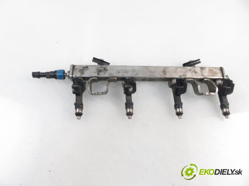 MAZDA 6 Hatchback (GG) LIFTBACK 2006 108,00 2.0 147 - LFF7 1999,00 Lišta vstrekovacia 6M8G9D280AA ; 6M8GBA (Vstrekovacie lišty)