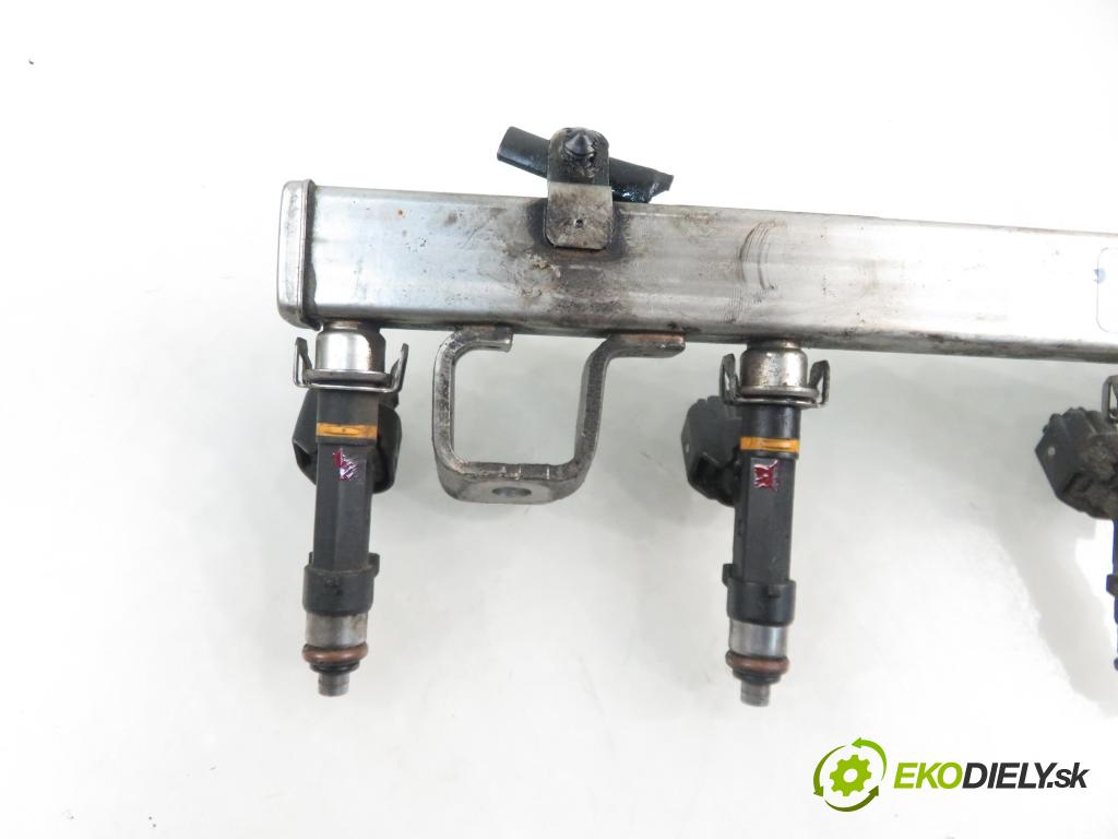 MAZDA 6 Hatchback (GG) LIFTBACK 2006 108,00 2.0 147 - LFF7 1999,00 Lišta vstrekovacia 6M8G9D280AA ; 6M8GBA (Vstrekovacie lišty)