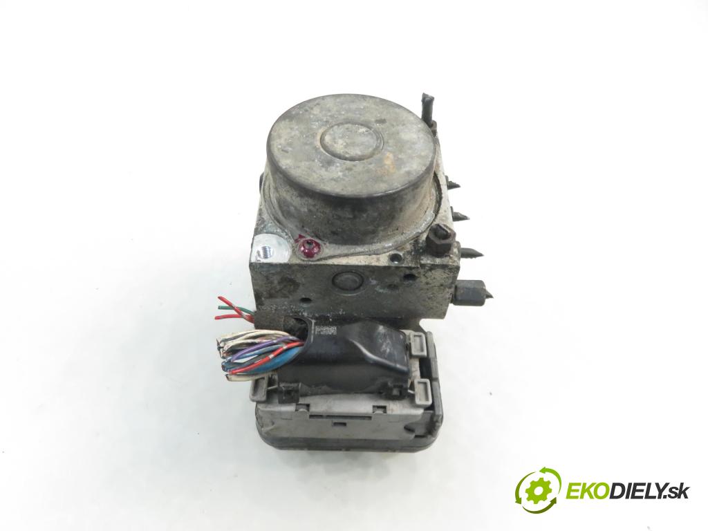 TOYOTA COROLLA sedan (_E15_) SEDAN 2008 71,00 1.4 VVT-i 97 - 4ZZ-FE 1398,00 Pumpa ABS 4451012390 ; 8954112200 ; 13511023010 (Pumpy ABS)
