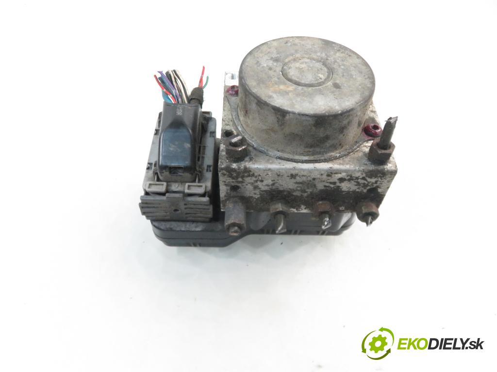 TOYOTA COROLLA sedan (_E15_) SEDAN 2008 71,00 1.4 VVT-i 97 - 4ZZ-FE 1398,00 Pumpa ABS 4451012390 ; 8954112200 ; 13511023010 (Pumpy ABS)