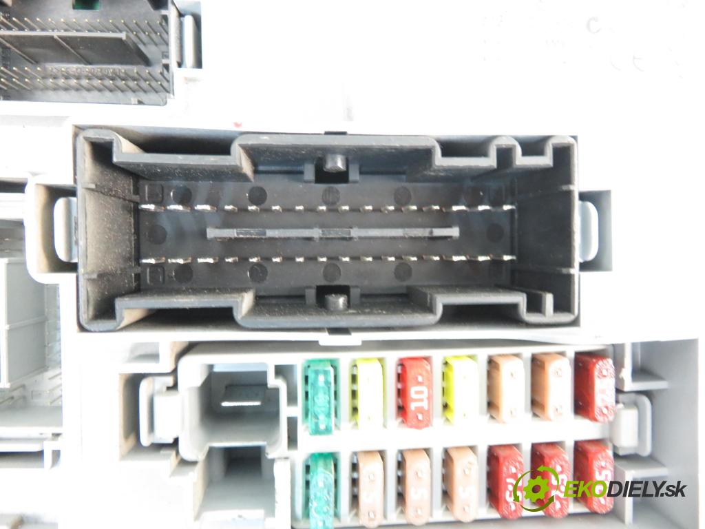 FIAT GRANDE PUNTO (199_) HB 2009 88,00 1.6 D Multijet - 955 A3.000 1598,00 MODUL BSI 28223084