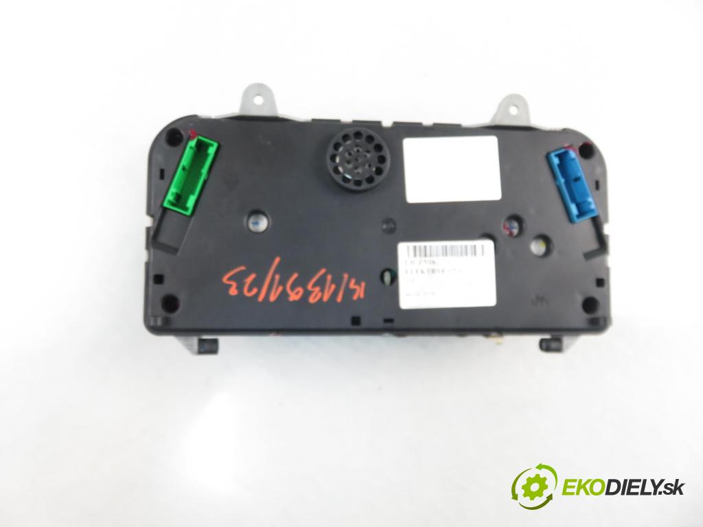 VW POLO CLASSIC (6V2) SEDAN 2000 44,00 60 1.4 - ANW 1390,00 Prístrojovka elektrický 6K9920806