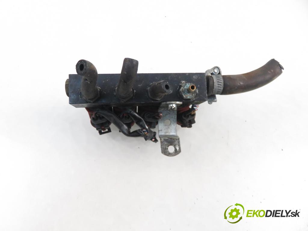 FIAT IDEA (350_) MINIVAN 2003 70,00 1.4 16V 95 - 843 A1.000 1368,00 lišta vstřikovací LPG 67R010104