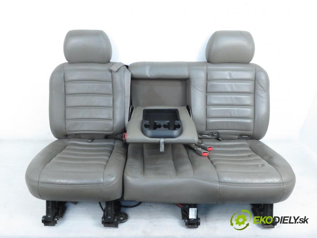 HUMMER HUMMER H2 SUV 2003 232,00 6.0 V8 VORTEC AWD 315 (232kW)-(LQ4(364CUV8)) 5964,00 Sedadlá, sedačky Sedadlo
