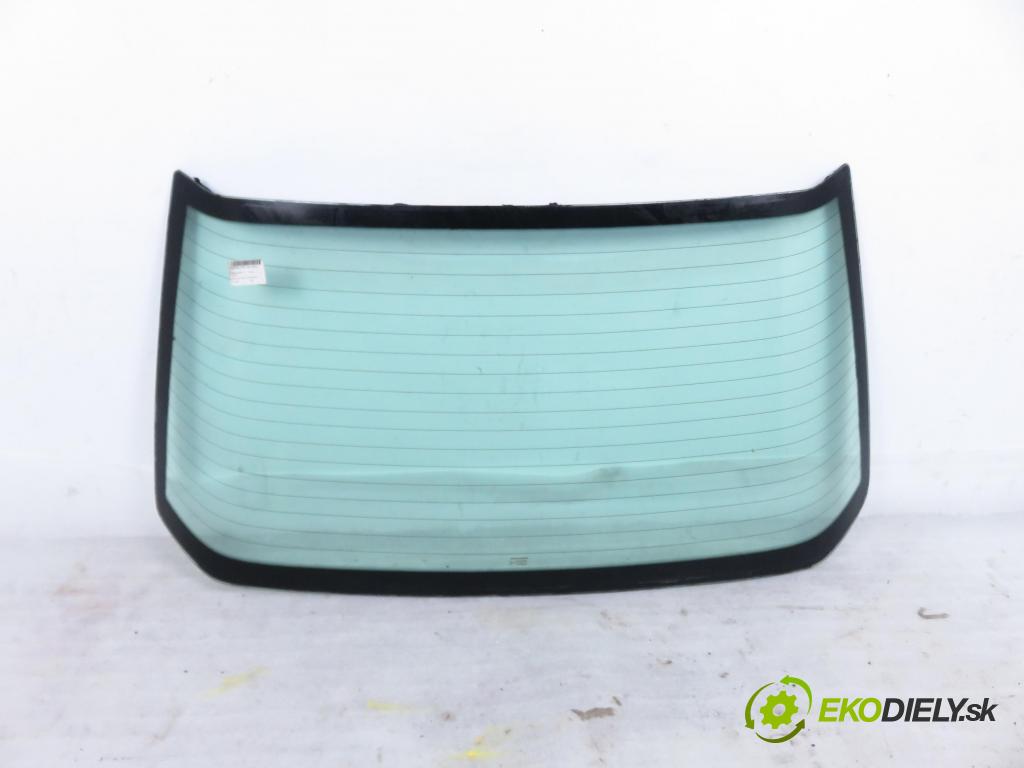 MERCEDES-BENZ Sedan (W124) SEDAN 1987 66,00 250 D 2497,00 okno zadní část SEDAN