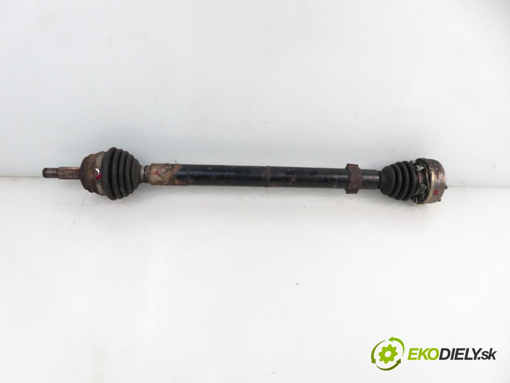 VW VENTO (1H2) SEDAN 1992 47,00 1.9 D 1896,00 Poloos PP