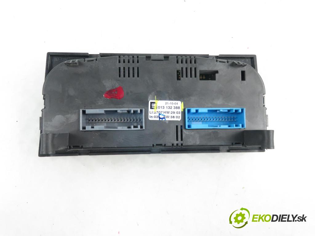 OPEL MERIVA A nadwozie wielkoprzestrzenne (MPV) (X03) HB 2004 74,00 1.7 CDTI 100 - Z 17 DTH 1686,00 Panel kúrenia KLIMATRONIK 013132388