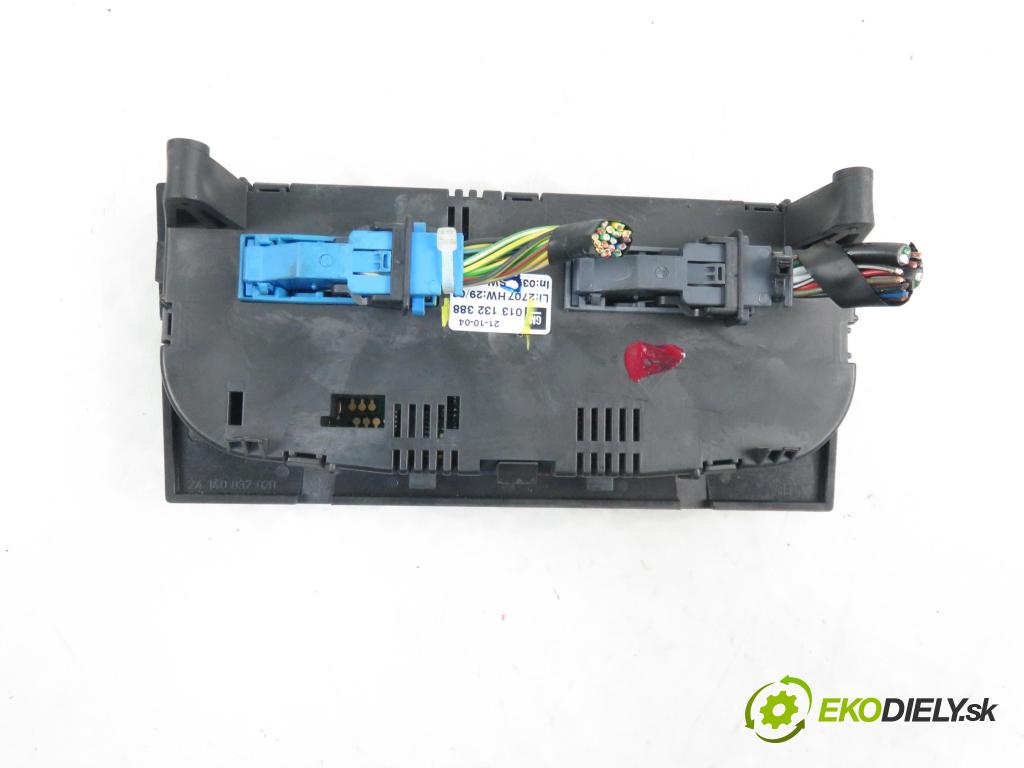 OPEL MERIVA A nadwozie wielkoprzestrzenne (MPV) (X03) HB 2004 74,00 1.7 CDTI 100 - Z 17 DTH 1686,00 Panel kúrenia KLIMATRONIK 013132388