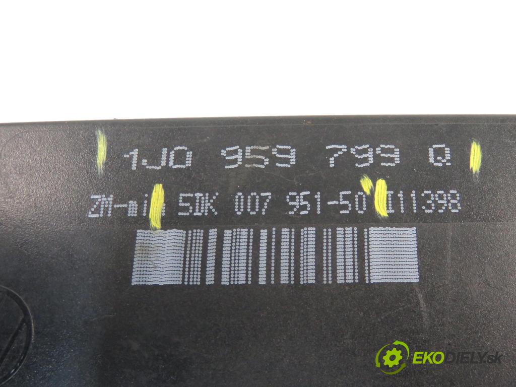 VW BORA (1J2) SEDAN 1998 66,00 1.9 TDI 90 - ALH 1896,00 MODUL komfortu 1J0959799Q ; 5DK00795150