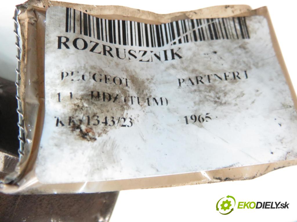 PEUGEOT PARTNER Skrzynia (5_, G_) FURGON 1997 44,00 1.1 - HDZ (TU1M) 1124,00 Štartér 0001112041  (Štartéry)