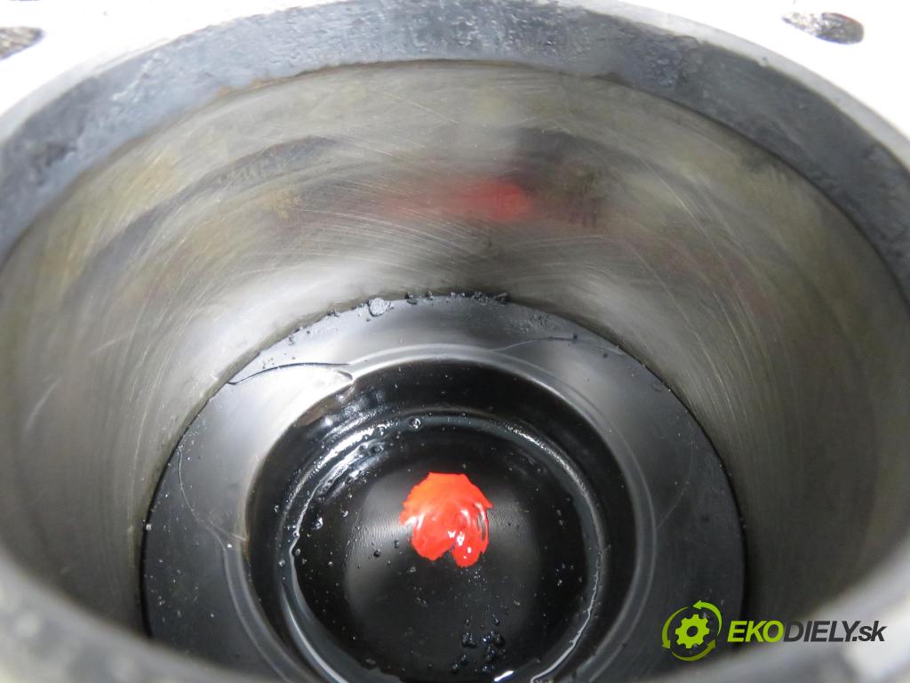 RENAULT MEGANE III liftback (BZ0/1_) HB 2009 78,00 1.5 dCi - K9K 832 1461,00 blok Motor K9K832 (Blok motora)