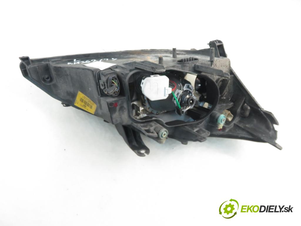 FORD FOCUS (DAW, DBW) HB 2002 85,00 1.8 TDCi - F9DA 1753,00 Svetlo LP 2M5113W030DE