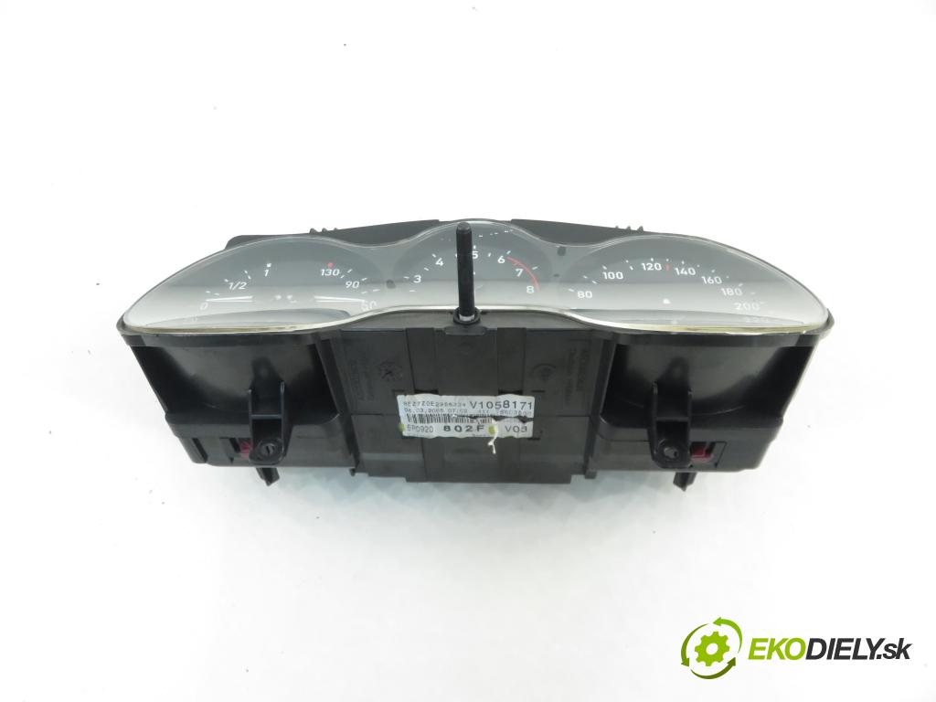 SEAT TOLEDO III (5P2) MINIVAN 2005 75,00 1.6 - BGU 1595,00 Prístrojovka elektrický 5P0920802F