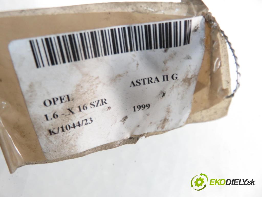 OPEL ASTRA G liftback (T98) HB 1999 55,00 1.6 8V 75 1598,00 Hák / ucho tažné