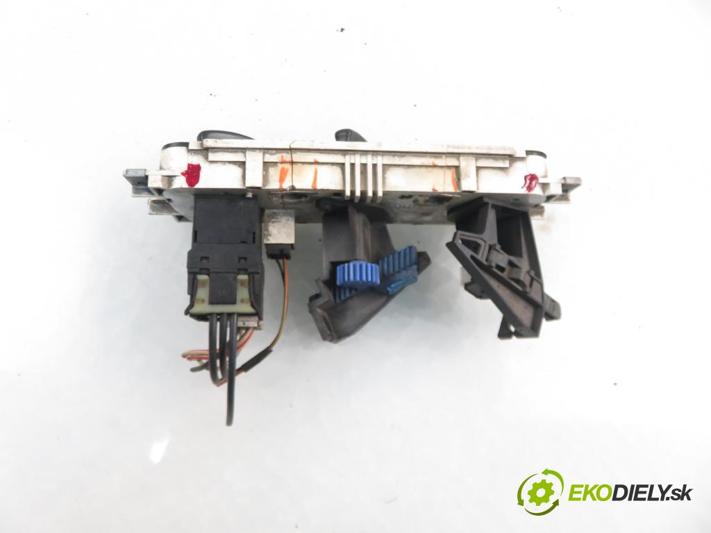 FORD TRANSIT Furgon (FA_ _) FURGON 2002 63,00 2.0 DI 86 - F3FA 1998,00 Panel kúrenia YC1H18K391BC ; YC1H18D451A