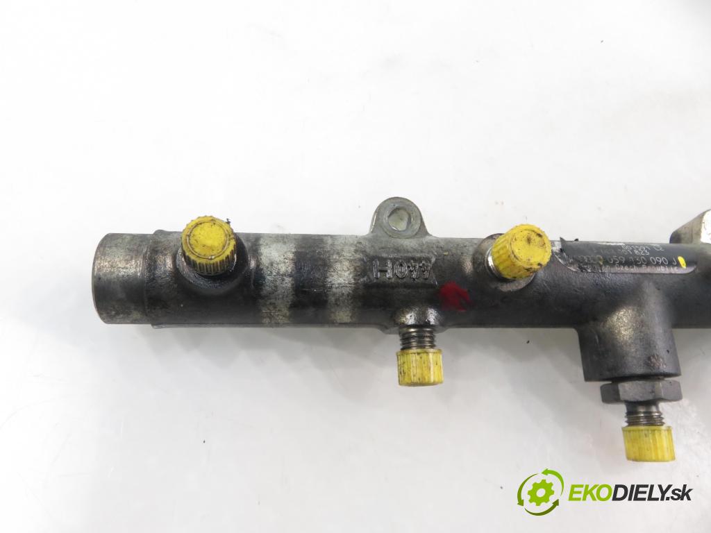 AUDI A6 (4F2, C6) SEDAN 2004 165,00 3.0 TDI quattro - BMK 2967,00 Lišta vstrekovacia 059130089D (Vstrekovacie lišty)