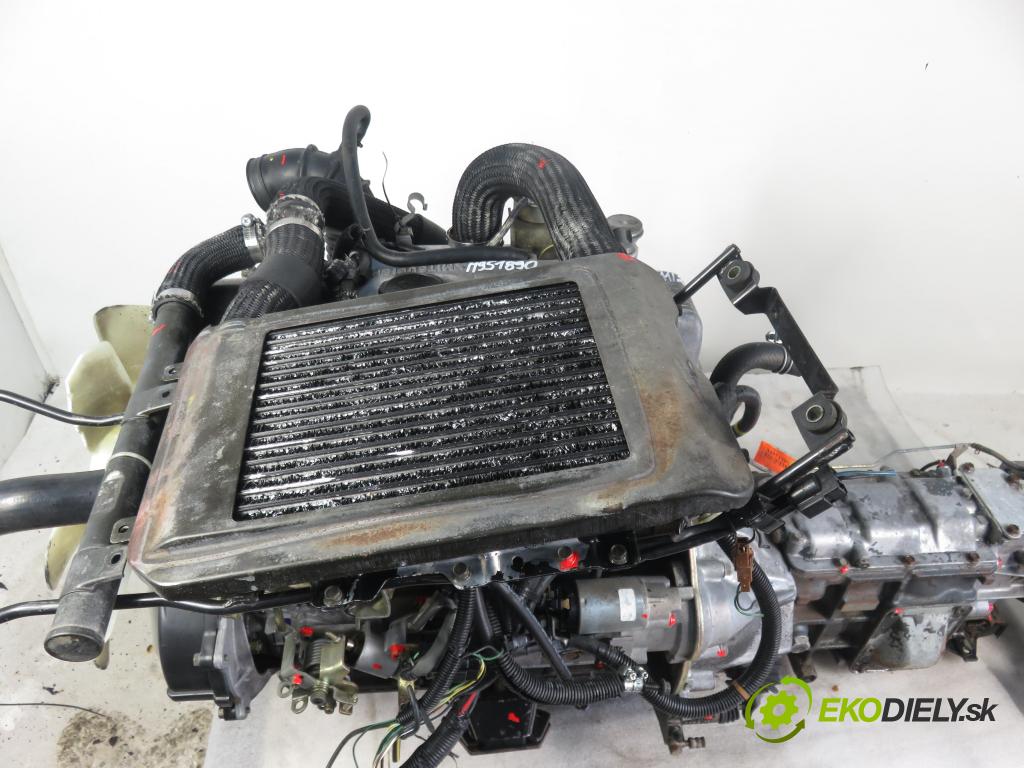 MITSUBISHI PAJERO II (V3_W, V2_W, V4_W) TERENOWY 1995 73,00 2.5 TD 99 - 4D56 TD 2477,00 motor DIESLA 4D56