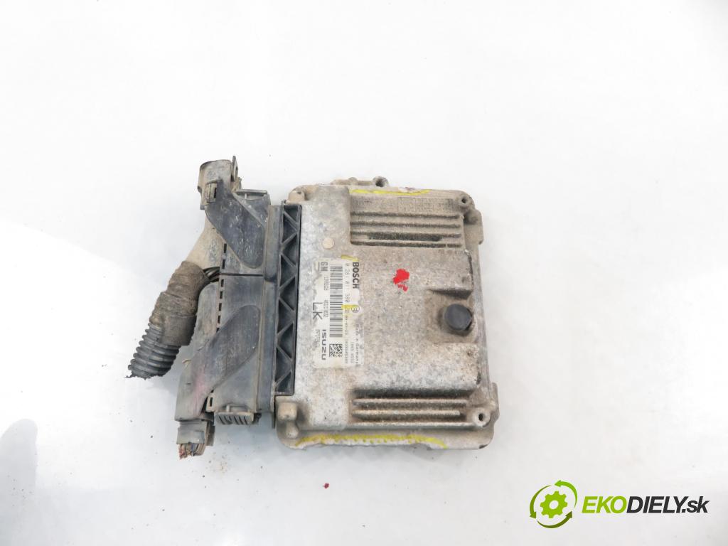 OPEL ASTRA H (A04) HB 2005 74,00 1.7 CDTI 100 - Z 17 DTH 1686,00 Riadiaca jednotka Motor 0281011380