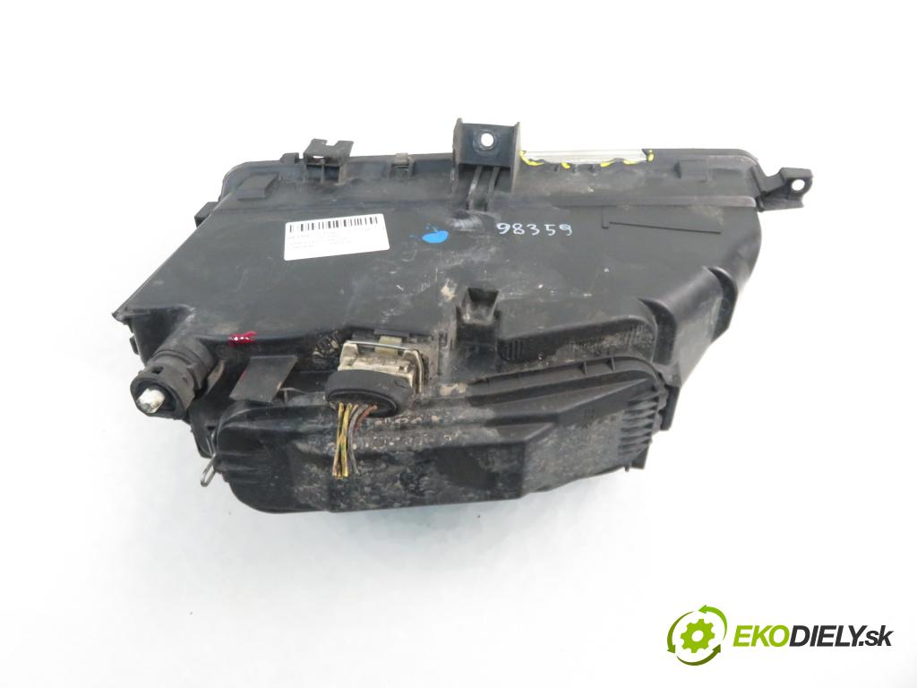 CITROEN XANTIA Break (X2) KOMBI 1999 80,00 2.0 HDI 109 - RHZ (DW10ATED) 1997,00 Svetlo PP