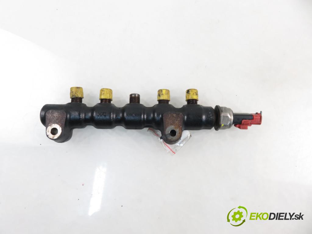 MAZDA 2 (DE_, DH_) HB 2008 50,00 1.4 MZR-CD - Y404 1399,00 Lišta vstrekovacia 9654592680 ; 9655465480 (Vstrekovacie lišty)