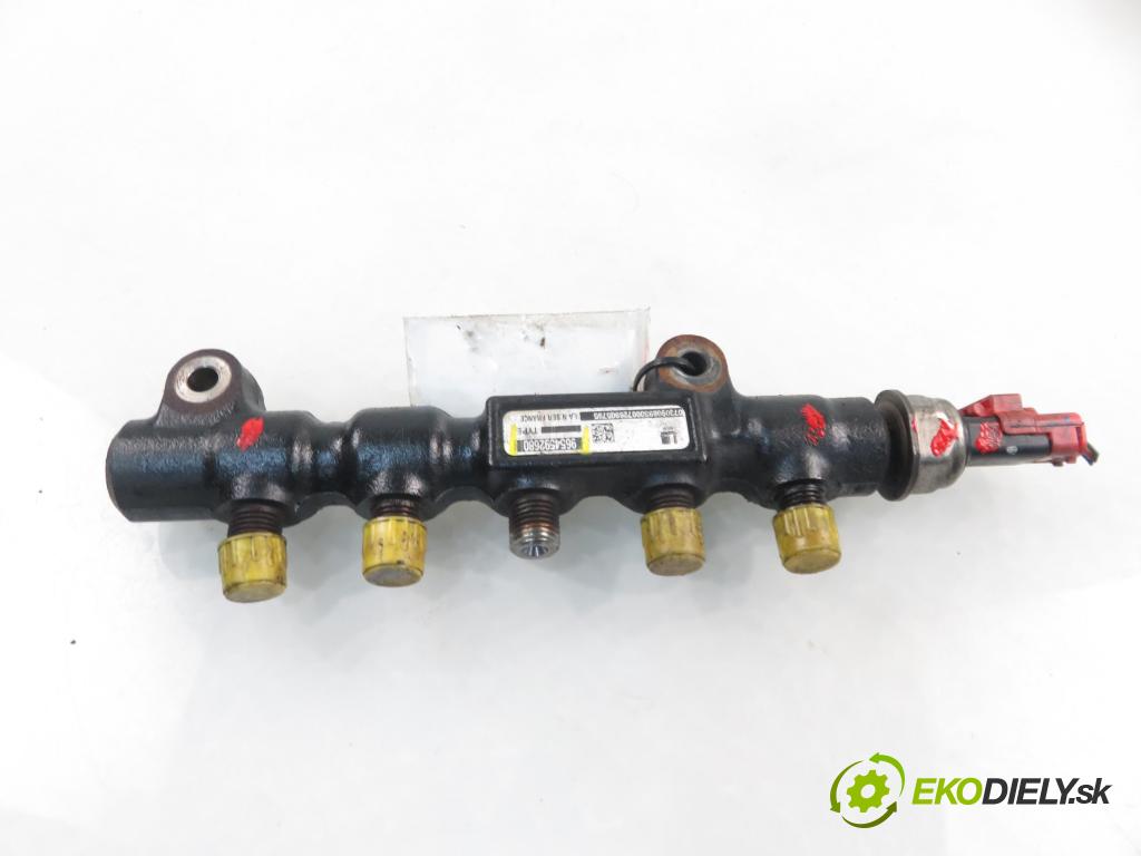 MAZDA 2 (DE_, DH_) HB 2008 50,00 1.4 MZR-CD - Y404 1399,00 Lišta vstrekovacia 9654592680 ; 9655465480 (Vstrekovacie lišty)