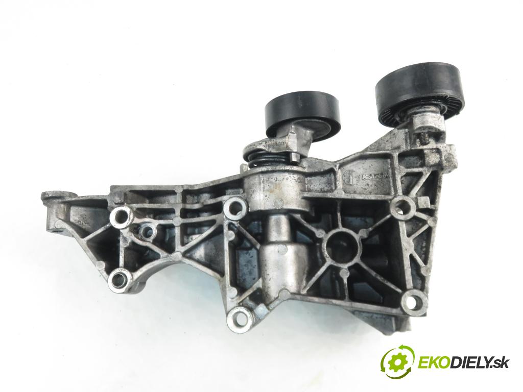 AUDI A4 Avant (8E5, B6) KOMBI 2004 74,00 1.9 TDI PD 101 - AVB 1896,00 Uchytenie alternátora 036903143D