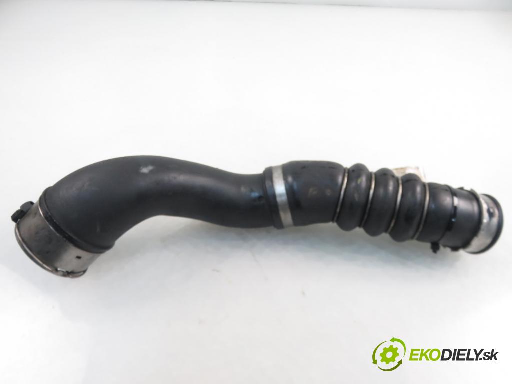 BMW 3 Touring (E91) KOMBI 2010 85,00 316 d 116 - N47 D20 C 1995,00 Rúra intercoolera turba 8511739