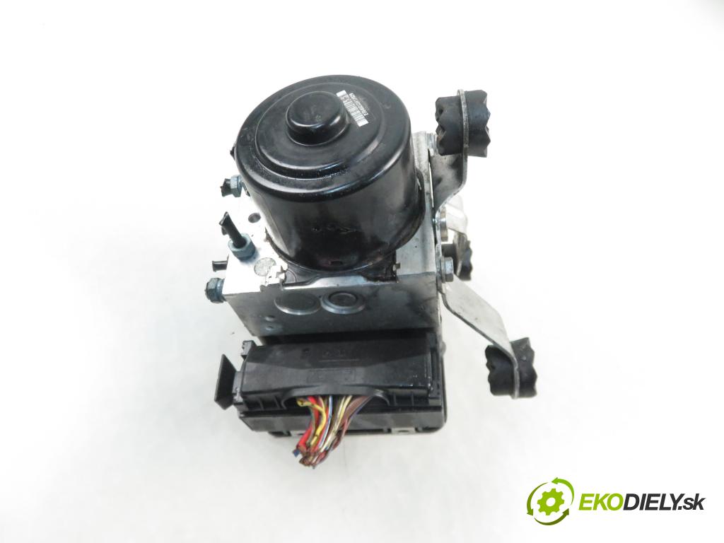 BMW X3 (F25) SUV 2012 225,00 xDrive 35 i 306 - N55 B30 A 2979,00 Pumpa ABS 6852747 ; 10021207624 (Pumpy ABS)