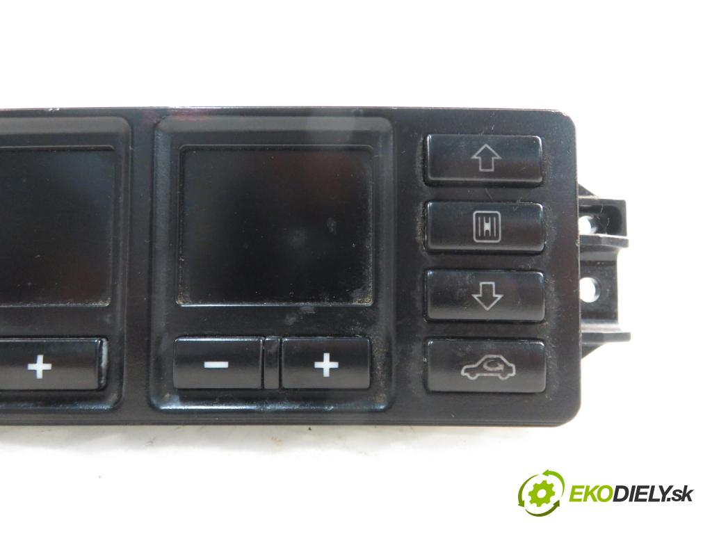 AUDI A4 (8D2, B5) SEDAN 1998 66,00 1.9 TDI - AHU 1896,00 Panel kúrenia KLIMATRONIK 8L0820043D ; 5HB00760804