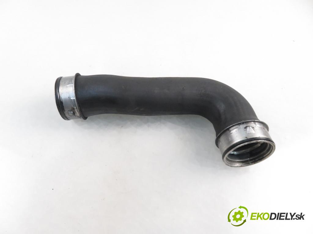 VW GOLF V (1K1) HB 2005 66,00 1.9 TDI PD 90 - BRU 1896,00 Rúra intercoolera turba 1K0145834G